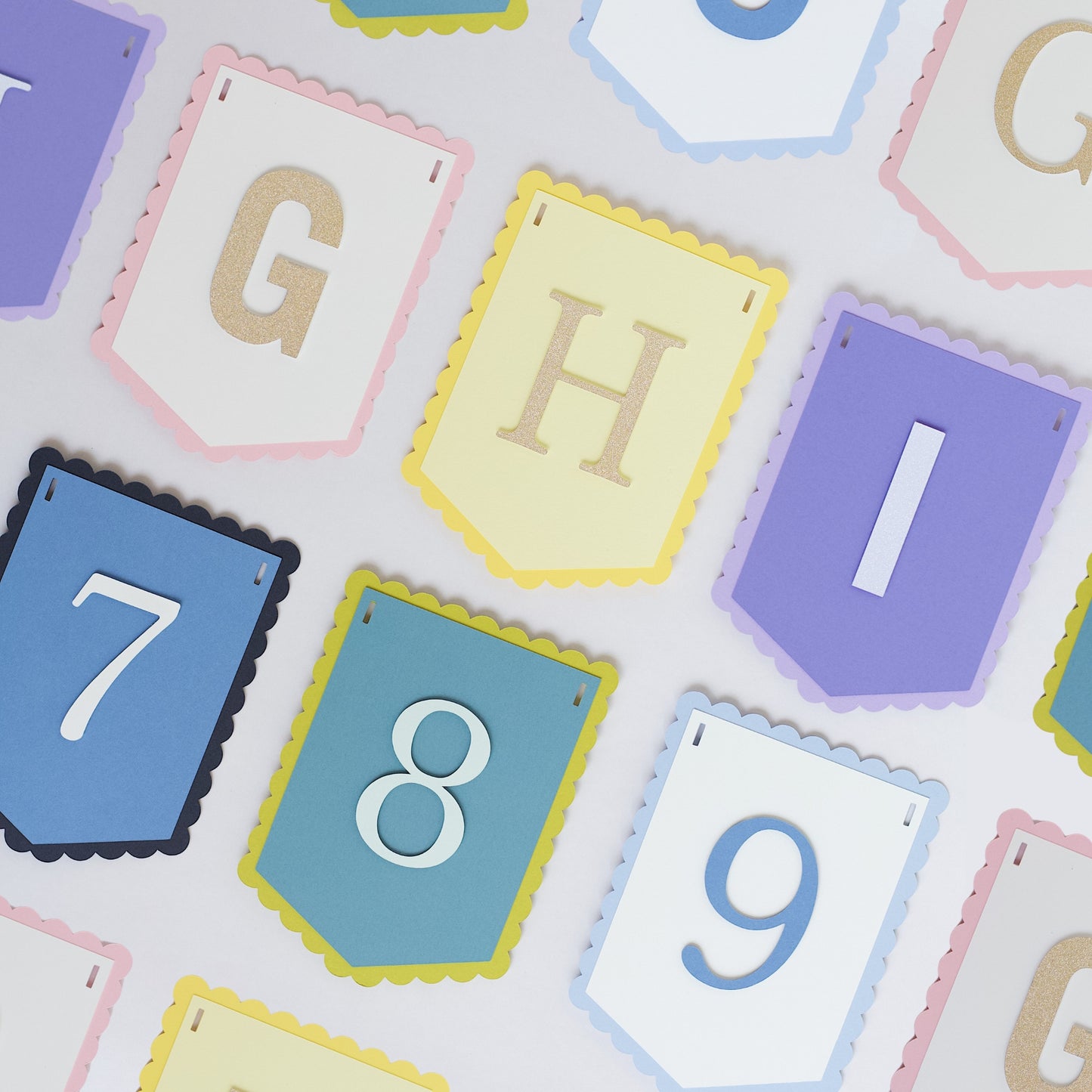 CUSTOM SCALLOPED BANNER